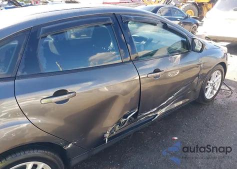 2018 Ford Focus Se from USA, damaged, VIN 1FADP3F2XJL255123